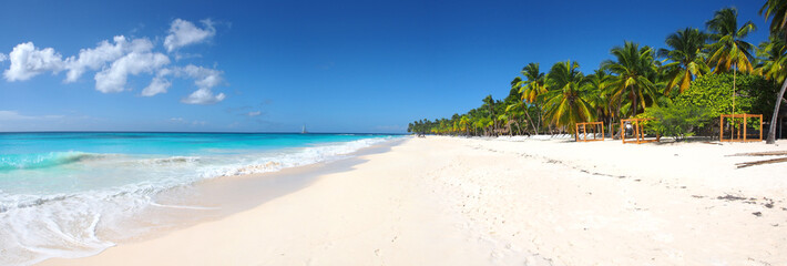  Isla Saona tropical beach panorama