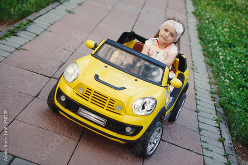 little girl electric cars