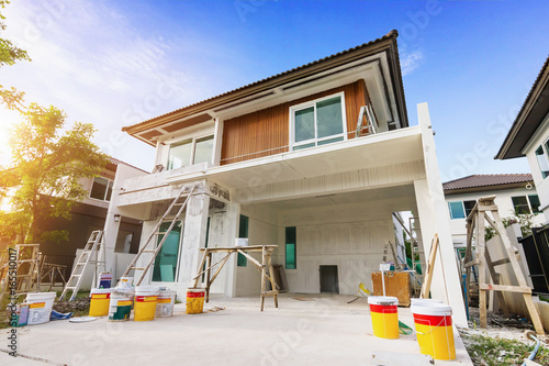 Cuadros en Lienzo Exterior view of new house under construction and painting