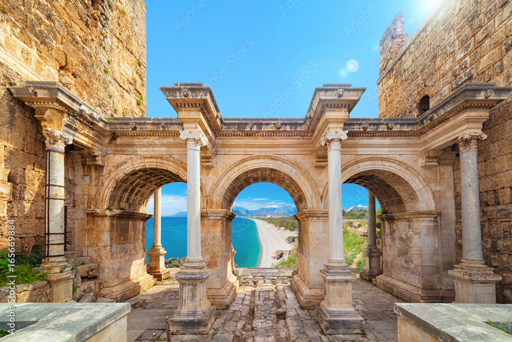  Hadrian's Gate - entrance to Antalya, Turkey - obrazy, fototapety, plakaty 