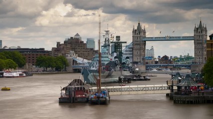 Wall Mural - Uk, England, London, Tower Bridge over River Thames, Time Lapse