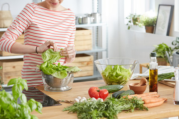 Sticker - Making healthy salad