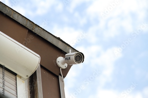 Kamerauberwachung Am Haus Kaufen Sie Dieses Foto Und Finden Sie