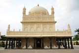 Fototapeta  - The Gumbaz at Srirangapatna is a Muslim mausoleum at the centre of a landscaped garden, holding the graves of Tippu Sultan, his father Hyder Ali and his mother Fakr-Un-Nisa.