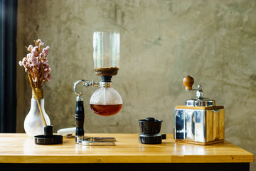 siphon vacuum coffee maker at shop