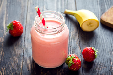 Poster - Strawberry and banana smoothie