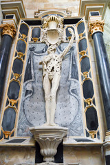 Wall Mural - Statue in the shape of a skeleton