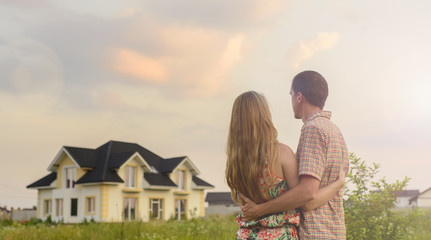 Wall Mural - couple looking on house