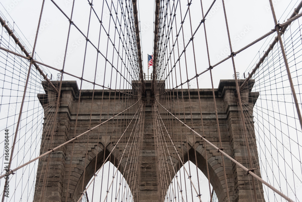 Brooklyn Bridge at dusk - obrazy, fototapety, plakaty 