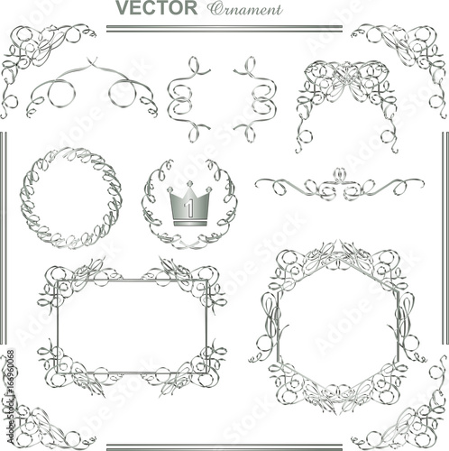 シルバーメタリックのフレーム クラシカルオーナメント 飾り罫 飾り囲み 囲み罫 Hand Drawn Ribbon Vector Comprar Este Vector De Stock Y Explorar Vectores Similares En Adobe Stock Adobe Stock