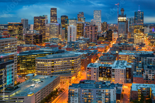 Plakat Denver City Skyline o zmierzchu