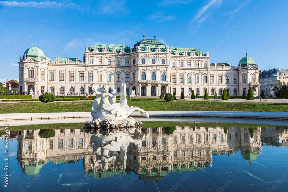 Belvedere palace in Vienna, Austria - obrazy, fototapety, plakaty 