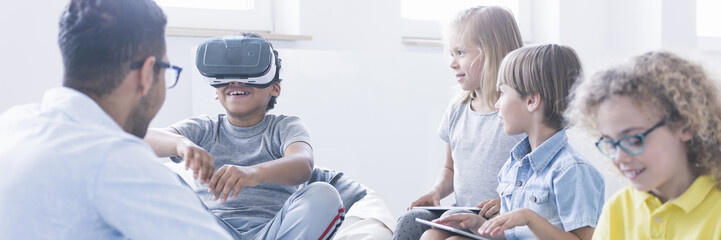 Using VR technology during classes