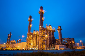 Gas turbine electrical power plant with twilight