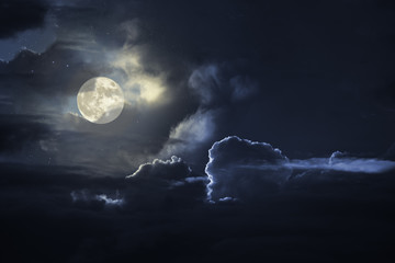 cloudy full moon sky at night