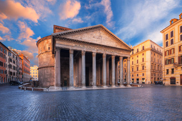 Fototapete - view of Pantheon in the morning. Rome. Italy.