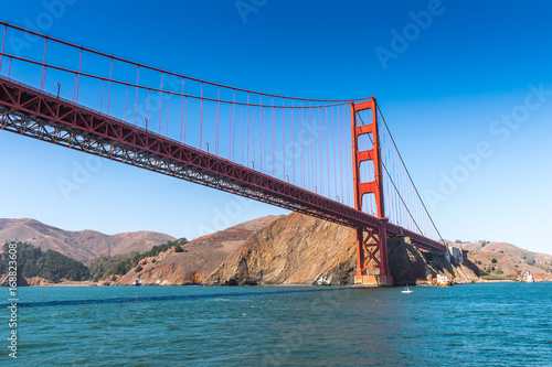 Golden Gate Bridge, suspension bridge between San Francisco Bay and the Pacifi плакат