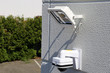 Überwachungskamera an Gebäude