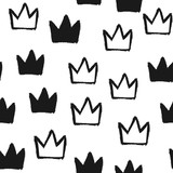 Repeated silhouettes and outlines of crowns. Seamless pattern. Grunge, graffiti, ink, watercolor, sketch.
