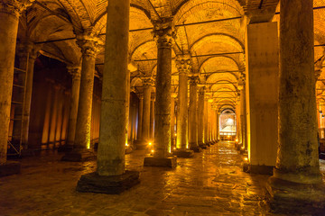 Fototapete - The Basilica Cistern in Istanbul