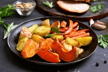 Wall Mural - Cooked vegetables in frying pan