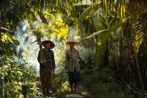 Fotografia, Obraz The story of rural people way of life, Karen is with nature on the jungle