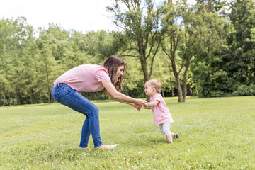 the First steps of baby