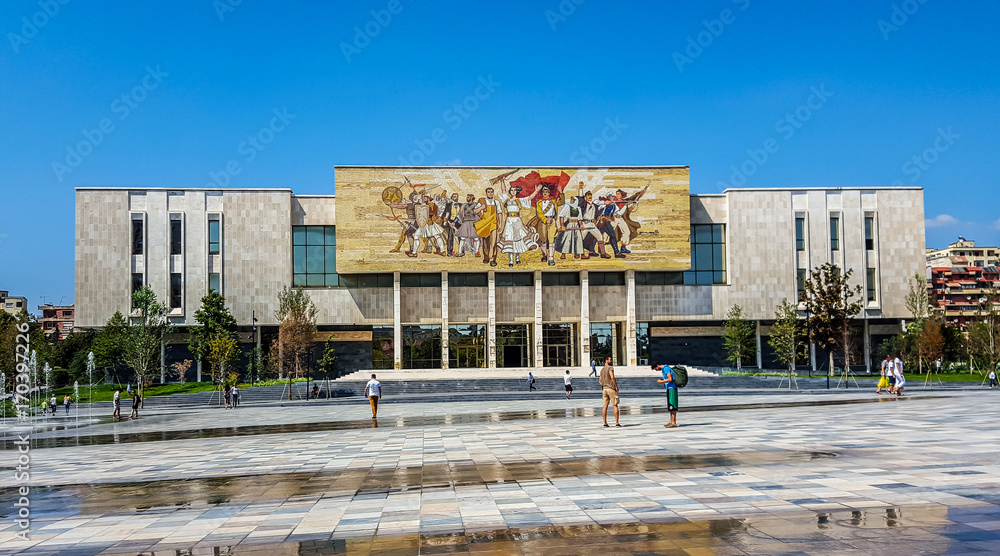 Obraz na płótnie The National Historical Museum in Tirana. Albania  w salonie