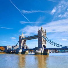 Fototapete - Tower Bridge on a sunny day in London, square panoramic image