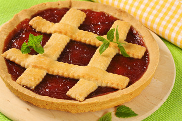 Sticker - strawberry jam tart with lattice