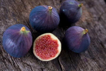 Wall Mural - Delicious fresh figs