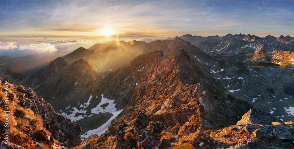 Mountain landscape at summer in Slovakia Tatras - obrazy, fototapety, plakaty 