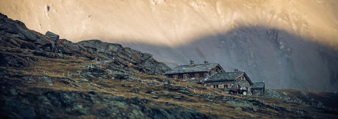  Mountain refuse
