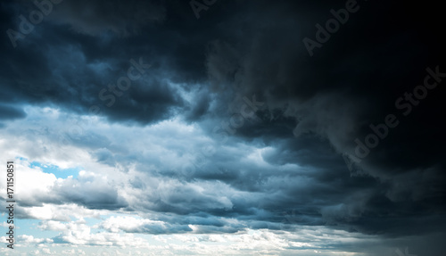 Plakat Pogoda sztormowa huraganowa niebo