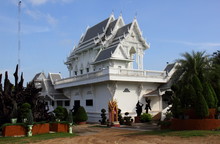 Chapel Wat Tham Khuha Sawan Ubon Ratchathani , Thailand , In The Morning.