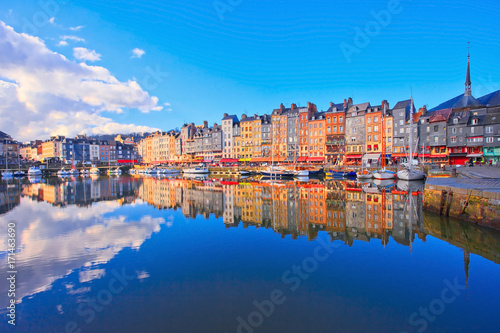 Foto  Honfleur, Vieux bassin, Normandie