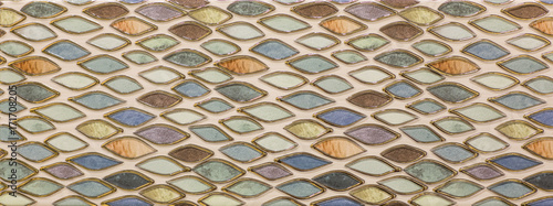 mozaika-ceramiczna-z-abstrakcyjnym-wzorem
