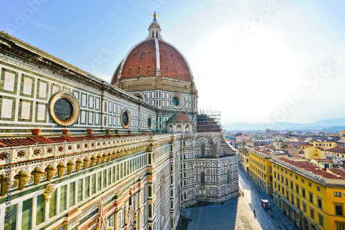 Plakat Widok Florencja katedra w Florencja na słonecznym dniu.