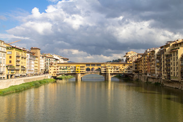 Wall Mural - Ponte Vecchio in Florence, Italy