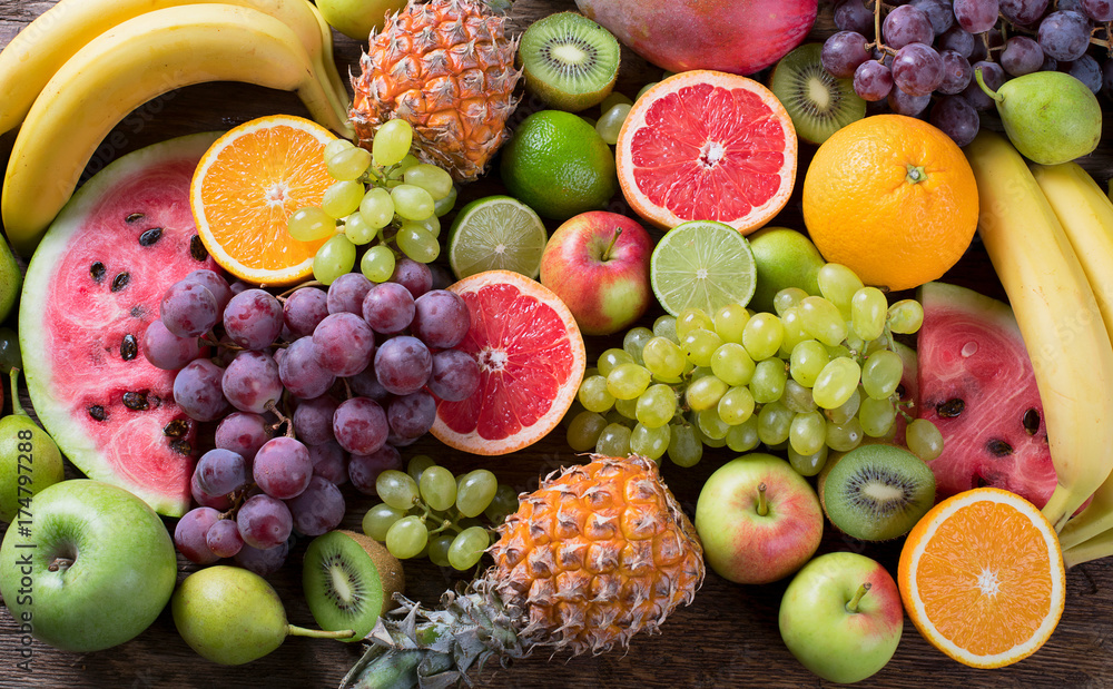 Obraz na płótnie Organic fruits background. Healthy eating concept. Flat lay. w salonie