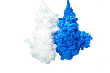Fotomurales - splash of white and blue paint. Ink in water