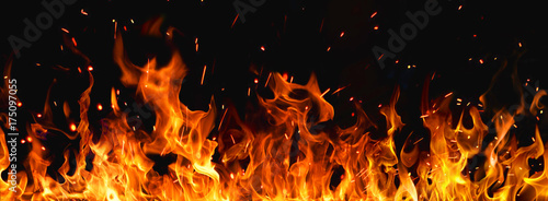 Fotografía Texture of fire on a black background.