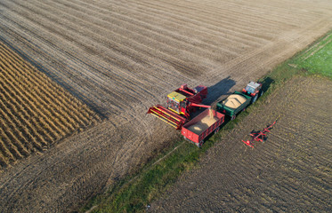 Poster - Soybean harvest shoot from drone