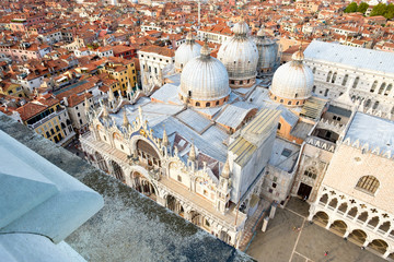 Canvas Print - Aerial view of St Mark's Basilica  in Venice, Italy