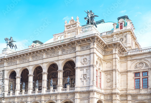 Cuadros en Lienzo The beautiful Viennese architectures