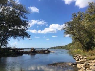 sunny fall day on the Potomac river