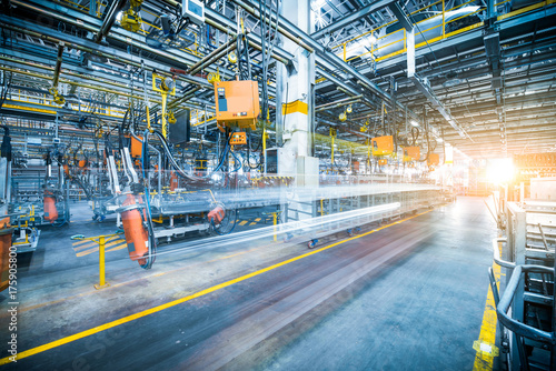 Cuadros en Lienzo robots welding in a car factory