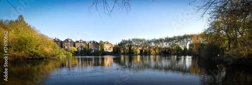 Fotografía By the Lake of Regent Park