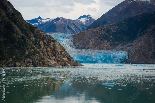 Plakat Zbliżenie baza Sawyer lodowiec przy Tracy arm Fjord, Alaska