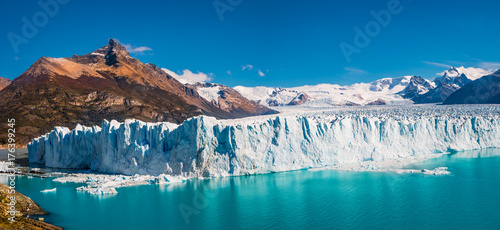 Fotografía Panorama of glacier Perito Moreno in Patagonia